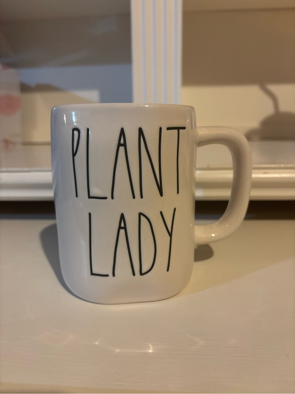 Rae Dunn “Plant Lady” mug in EUC. Pretty green inside. Artisan collection.